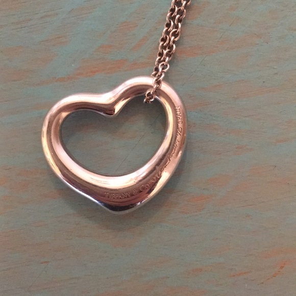 Tiffany’s silver heart necklace with diamond! - Picture 3 of 8